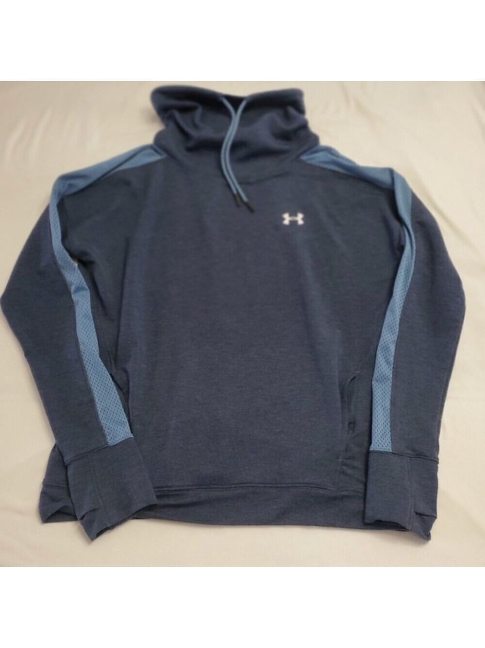 Under Armour Navy Blue Hoodie Size Medium